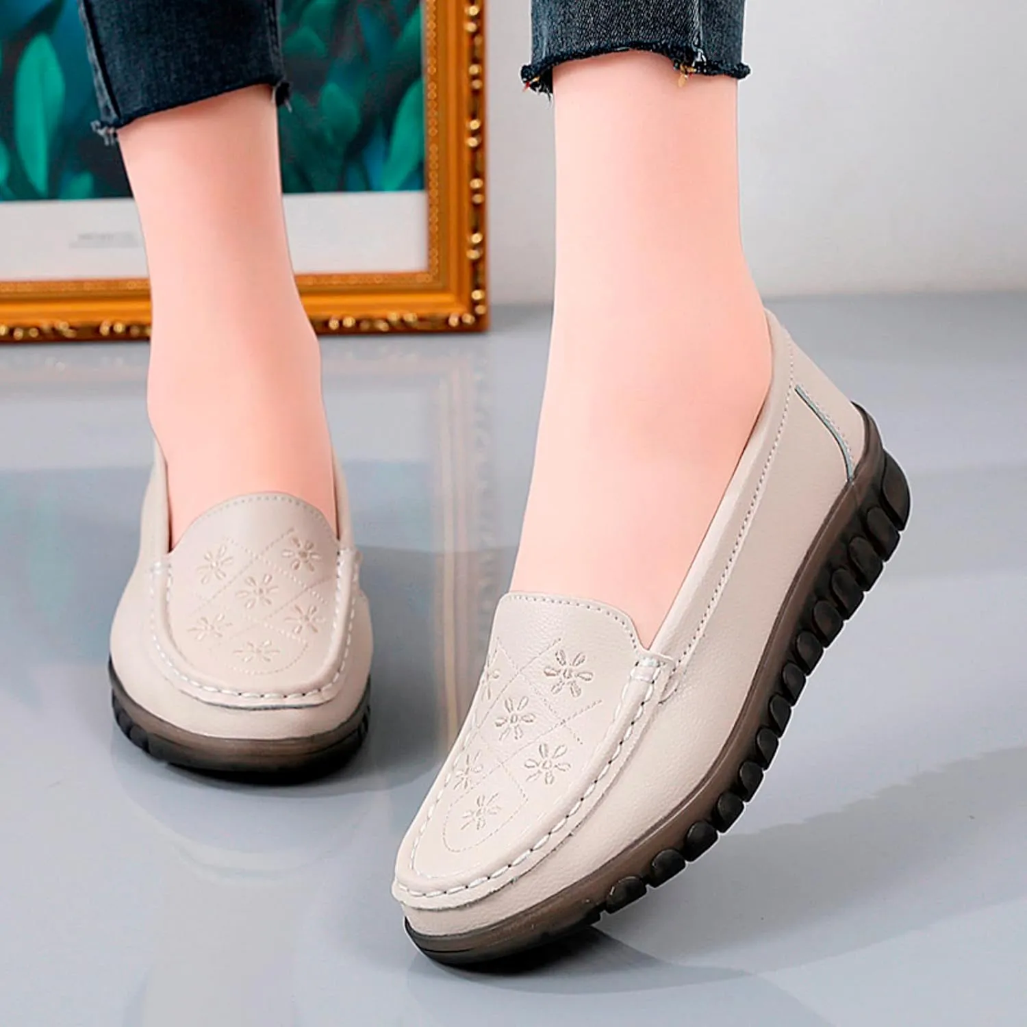 Barefoot Shoes Women Slip On Sneakers Women Mens Loafers Dress Shoes Closed Toe Indoor and Outdoor Christmas Running Shoes Women Wide Toe Box Trendy Casual