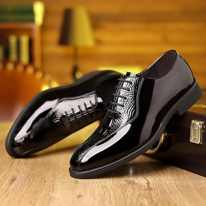 Classic Men's Leather Dress Shoes Men Breathable Leather Wingtip Brogue Oxfords