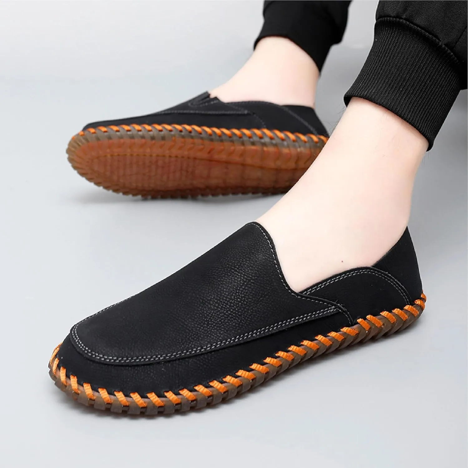 Mens Anti Slip Driving Shoes Leather Loafers Casual Fashion Leather Shoes Comfortable Soft Walking Shoes