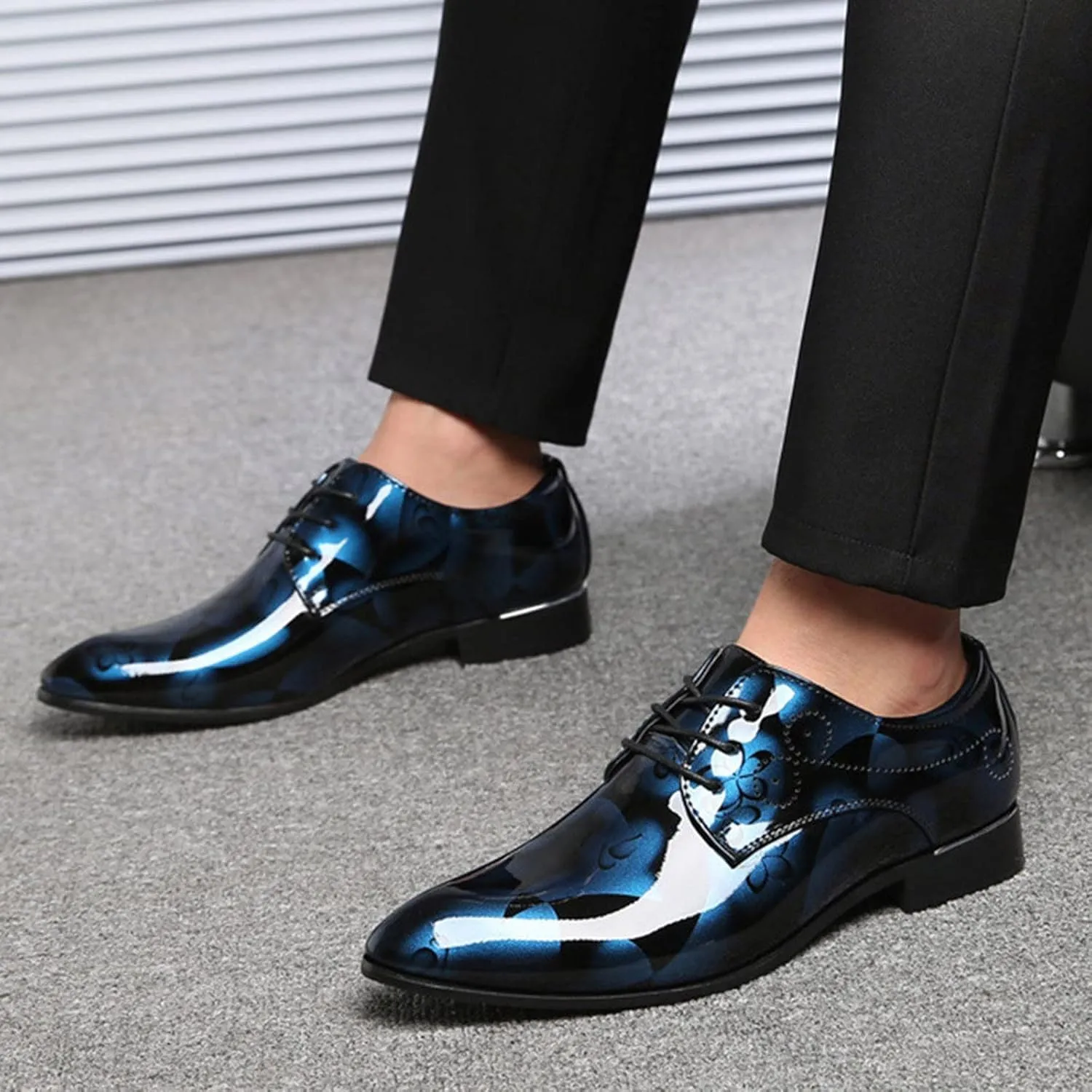 Mens Casual Shoes Leather Classical Style Shoes for Men Slip On PU Leather Low Rubber Sole Leather Basketball Shoes Men