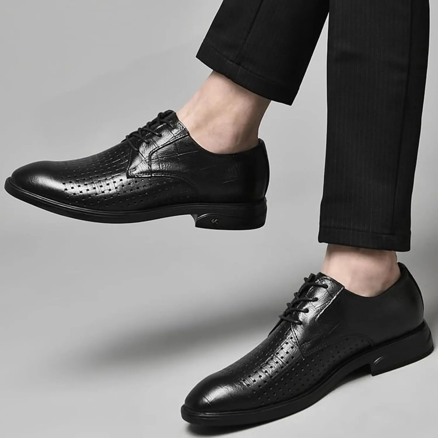 Mens Classic Formal Oxford Shoes Breathable Patent Leather Tuxedo Wedding Business Dress Shoes Genuine Leather Pointed Toe Comfortable Elegant Business Formal