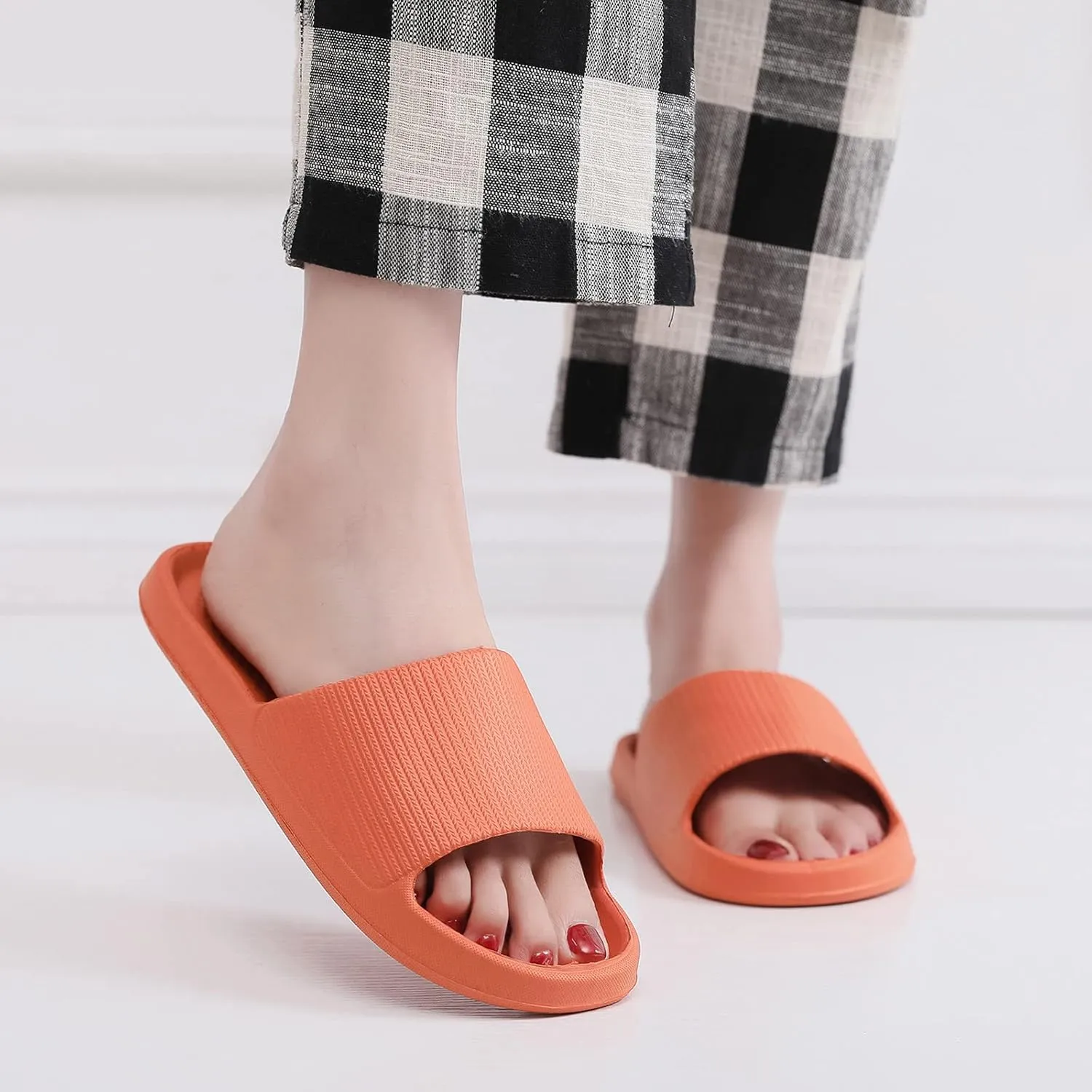 Mens Shower Shoes Slides for Women Bathroom Slippers Men Womens Slides Ultra Comfort Beach Ultimate Comfort Slippers