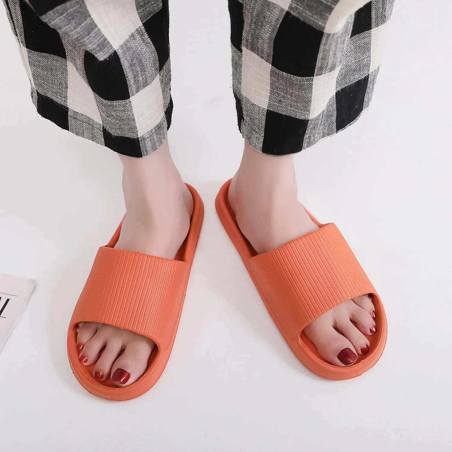 Mens Shower Shoes Slides for Women Bathroom Slippers Men Womens Slides Ultra Comfort Beach Ultimate Comfort Slippers
