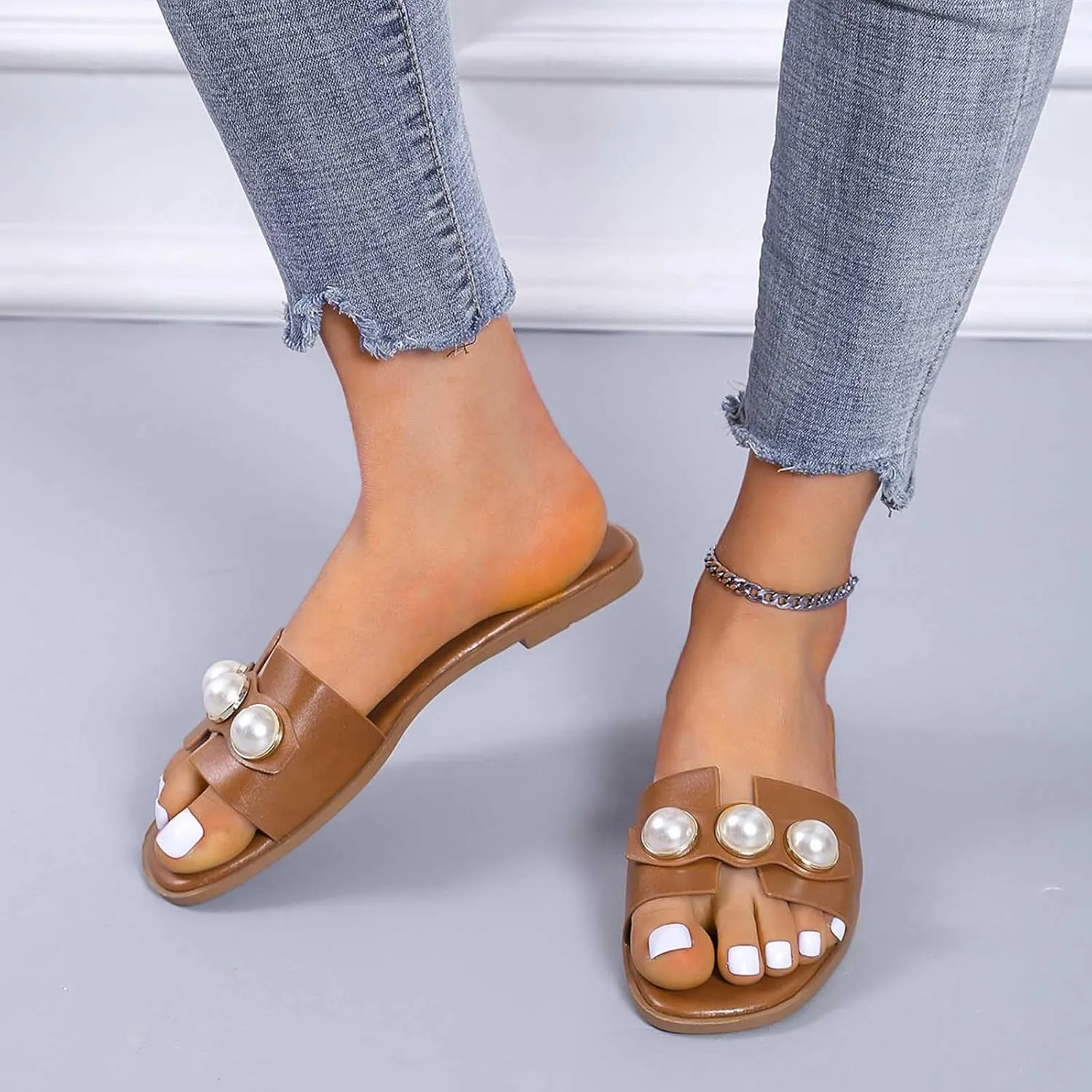 Open Toe Sandals for Women Pearls Notch Cut Shoes Flat Slides Comfort Summer Beach Slipper Soft House Slide Sandal