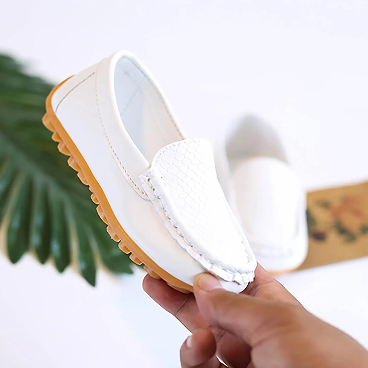 Toddler Little Kid Boys Girls Soft Slip On Loafers Dress Flat Shoes Boat Shoes Casual Shoes Basketball Gift (White, 22)