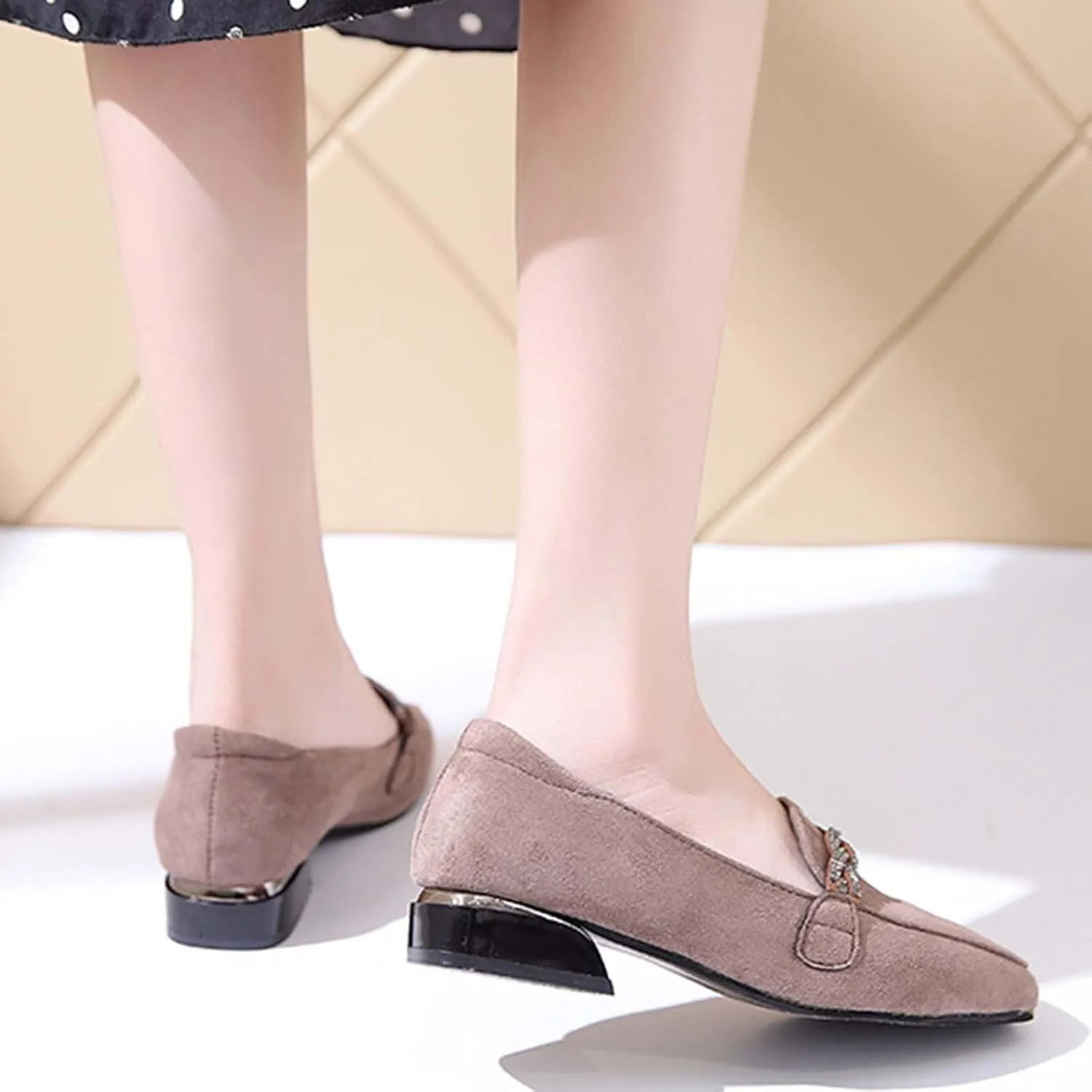 Women Slip on Flat Loafers Comfort Shallow Flats Rhinestone Chain Suede Low Heel Single Shoes Work Office Shoe