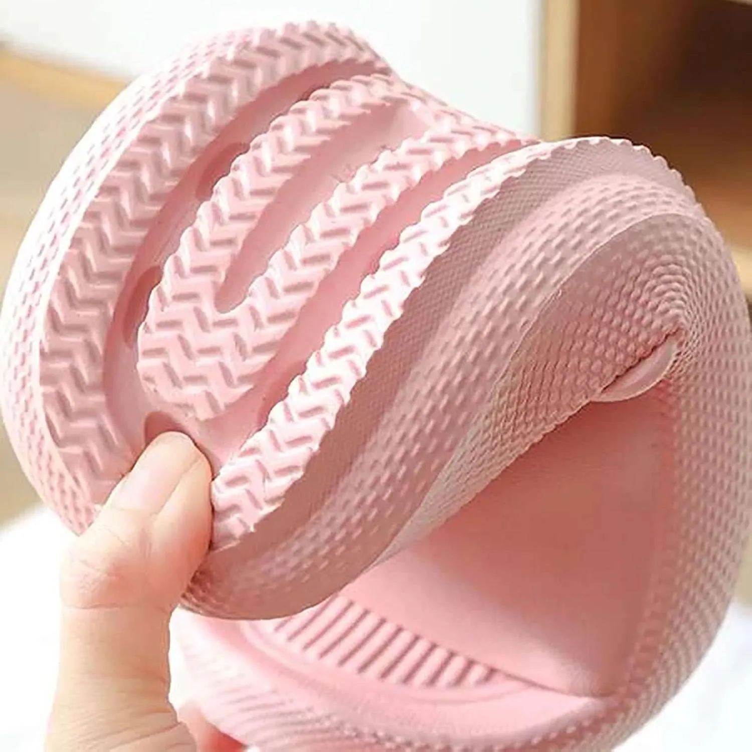 Women's Breathable Casual Sandals Shower Slippers Bathroom Sandals Memory Foam Slides Women's Cloud Slides